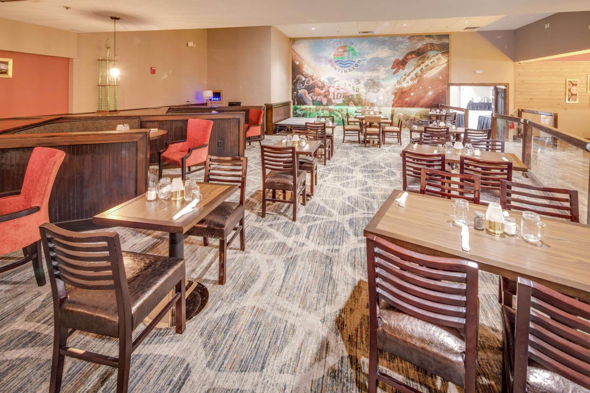 Doubletree By Hilton Huntington, Wv Exterior foto