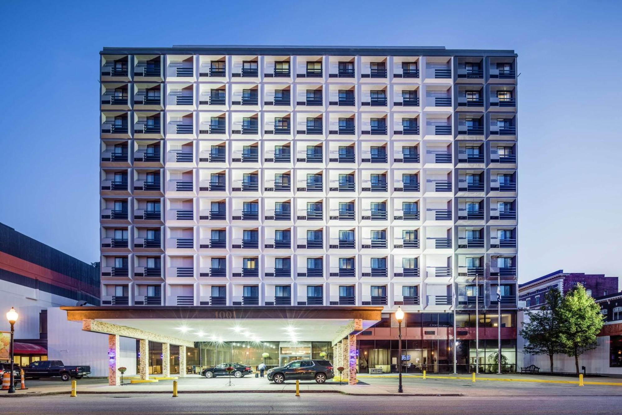 Doubletree By Hilton Huntington, Wv Exterior foto
