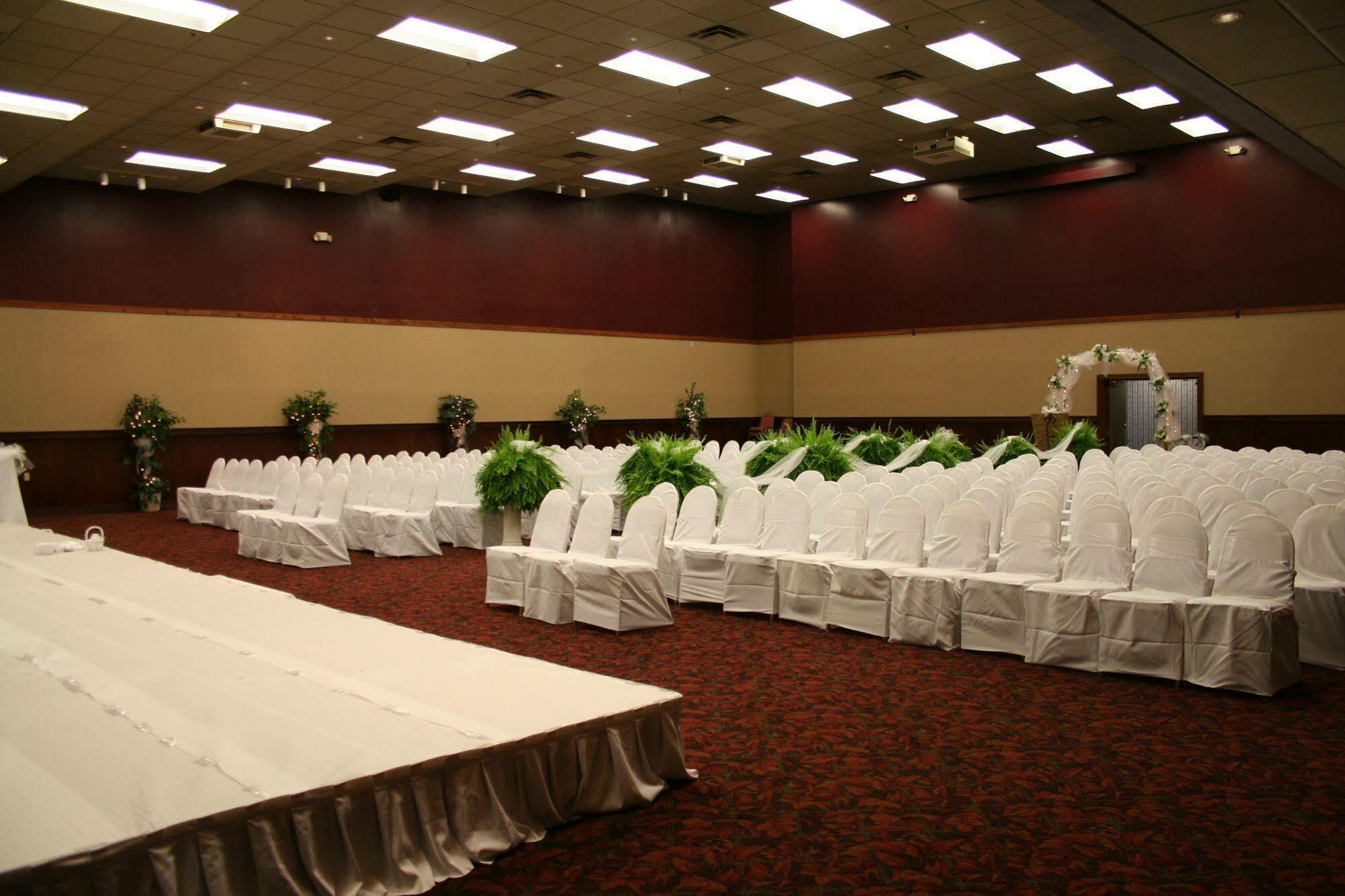 Doubletree By Hilton Huntington, Wv Exterior foto